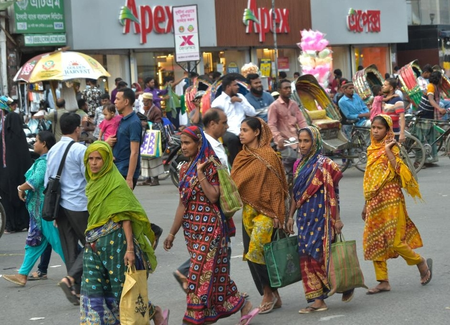 CNG shortage, high fares disrupts life in Bangladesh